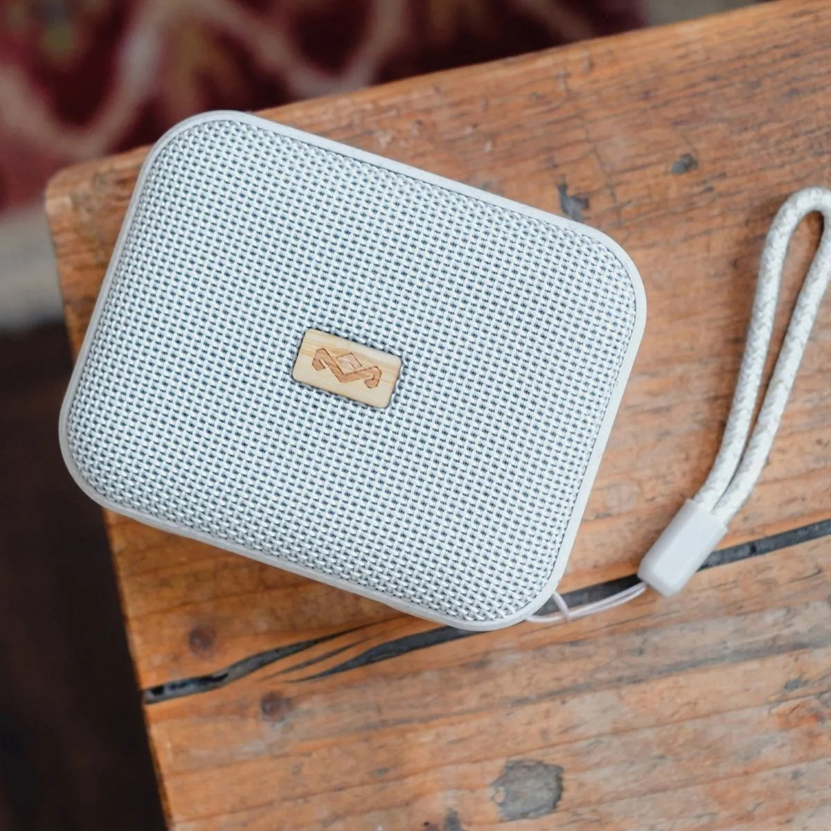 Parlante Bluetooth 5.3 Jammin Cream Marley