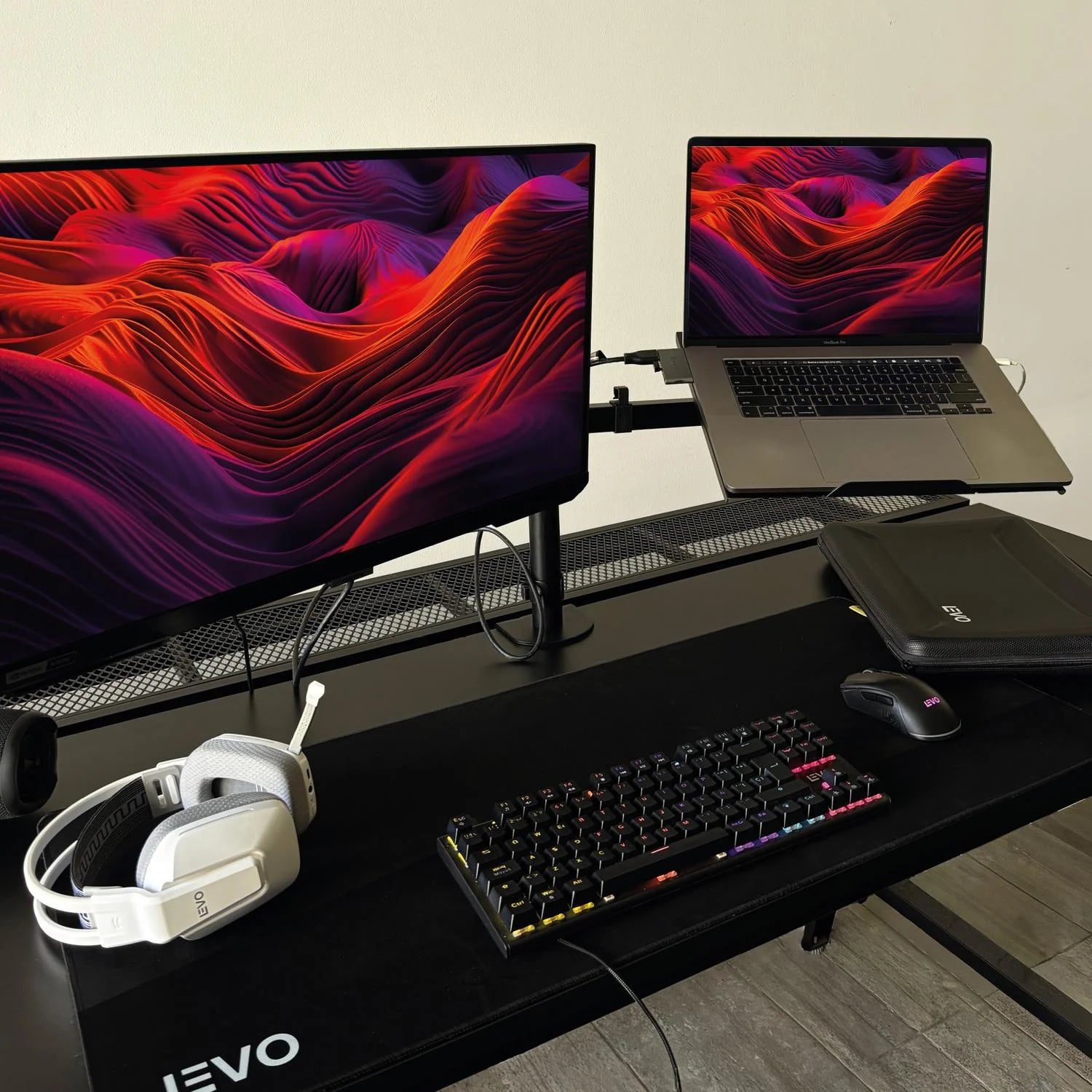Soporte Brazo Doble Monitor Notebook Escritorio Negro LEVO